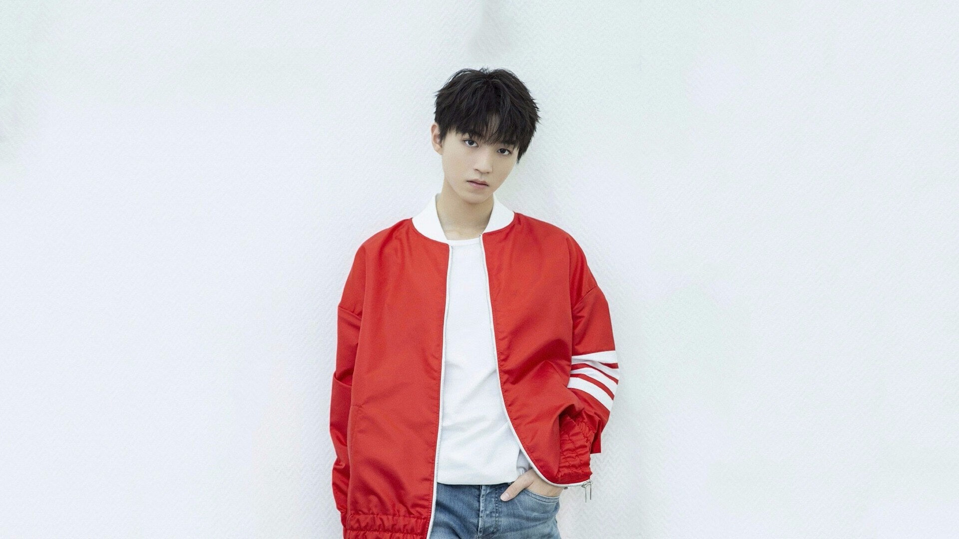 史上最绚丽“冠军夜”：拼搏的荣耀时刻，冠军hqmg