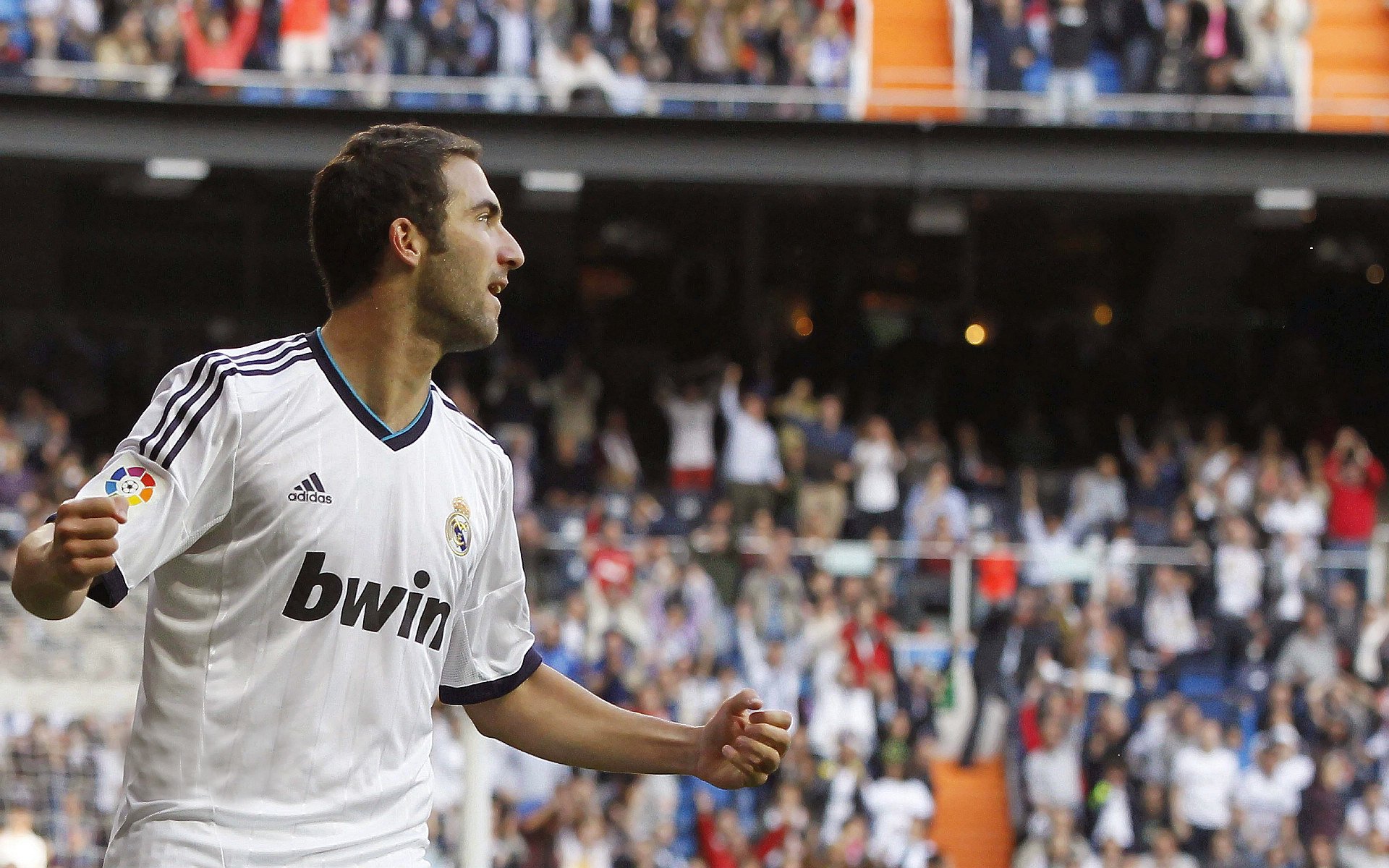 西甲联赛的创新观赛方式探索，西甲联赛新奖杯